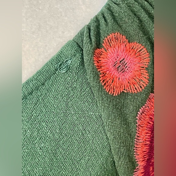 Umgee Green Blouse with Colorful Embroidered Sleeves - Picture 6 of 9